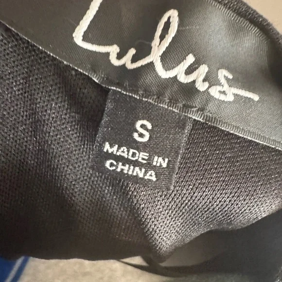 Ulu Multicolor Sequin Dress - Picture 4 of 5